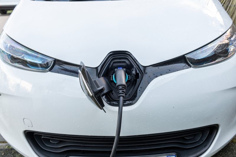 Moteurs à combustion : l’industrie automobile exhorte l’UE à ne pas revenir sur son interdiction