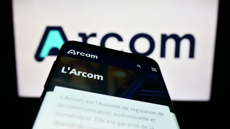 Avant les élections, l’Arcom face à une pile de dossiers inflammables