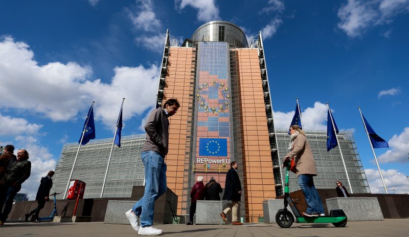 Bruxelles appelle les États membres à présenter leurs plans climatiques « dès que possible »