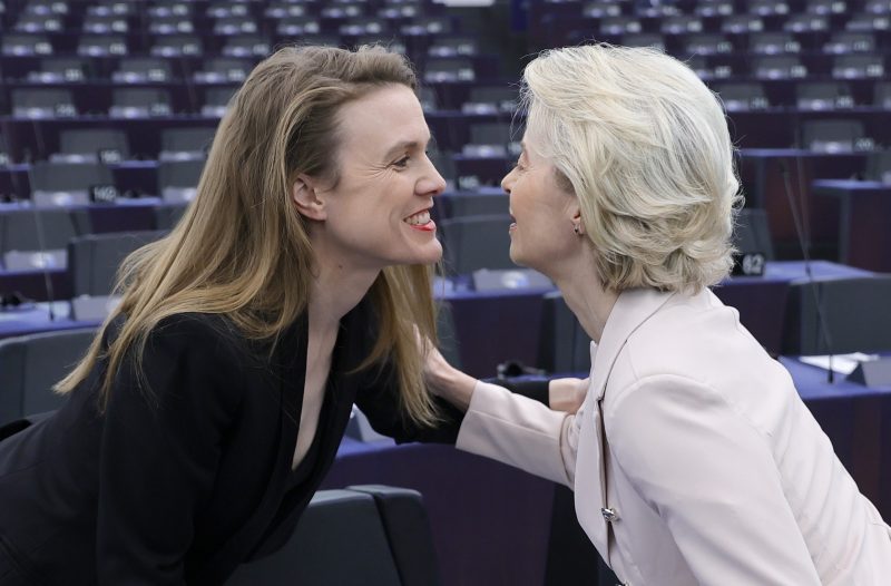 Ursula von der Leyen courtise les Verts pour s’assurer leur soutien au Parlement européen