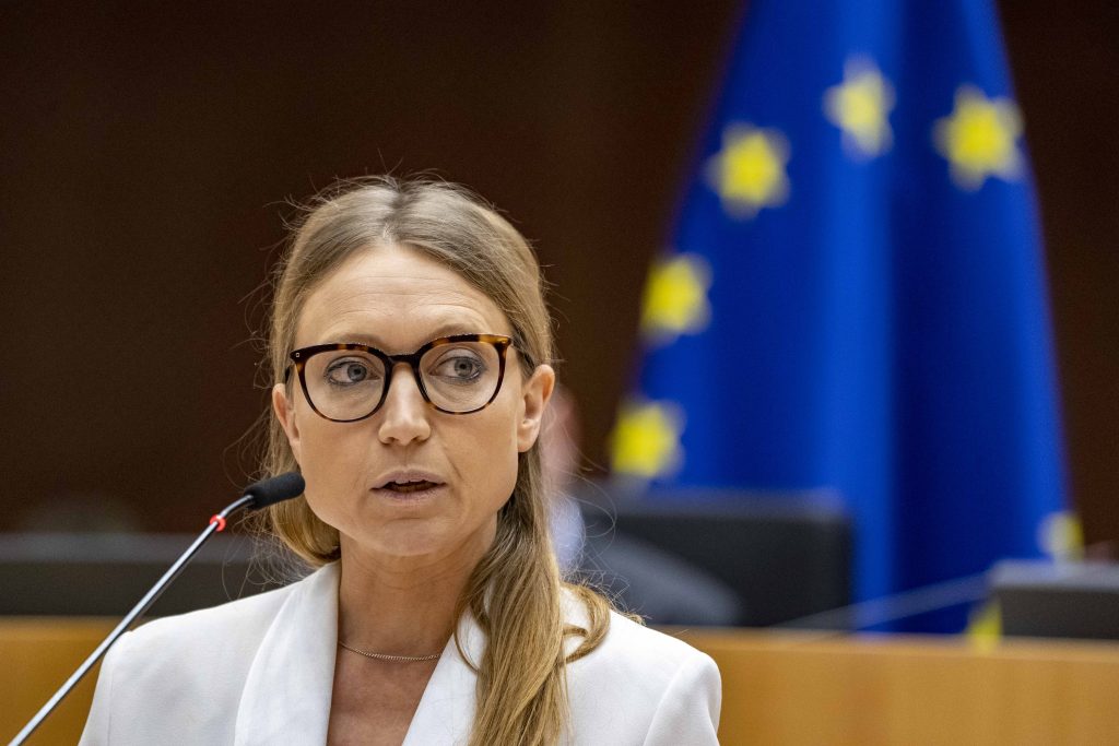 EP-131364G_Plenary_18_Taxation