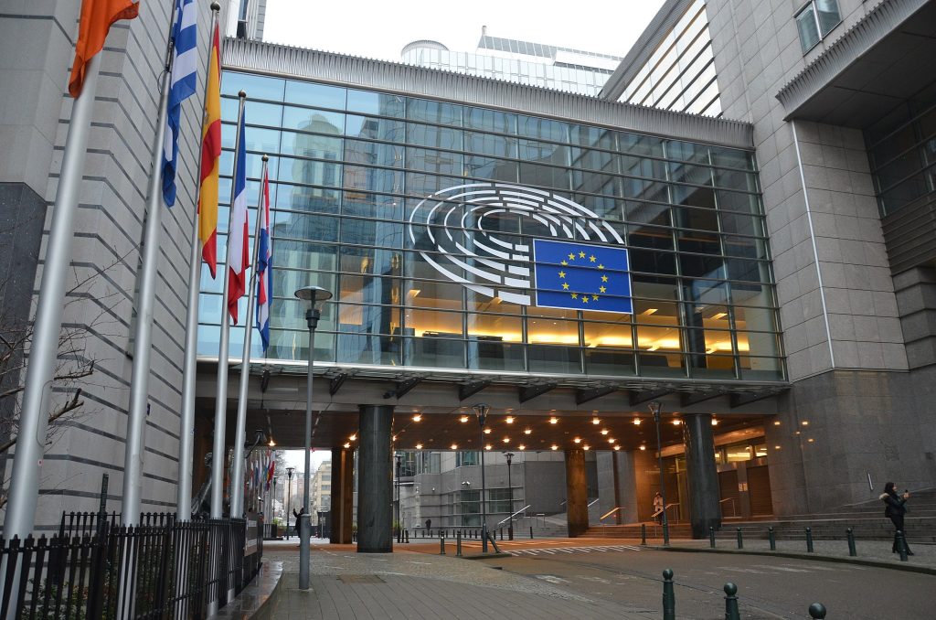2048px-European_Parliament_building_Brussels_3