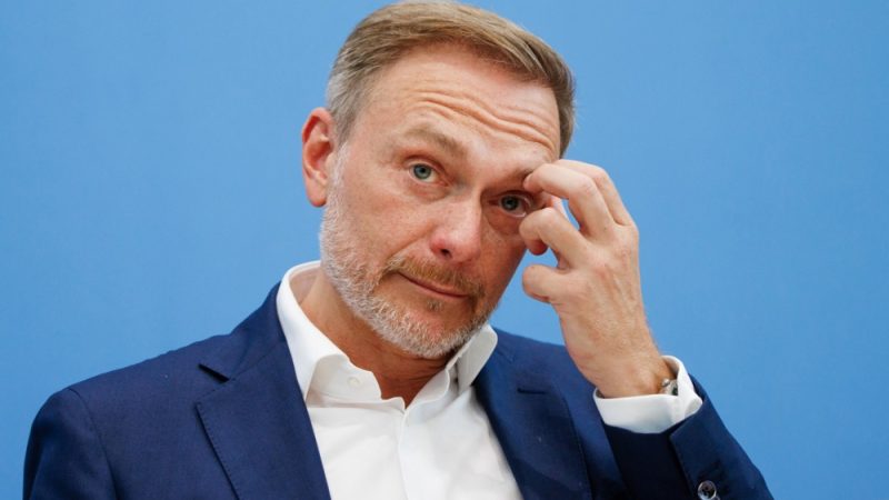 L’aide allemande à l’Ukraine réduite de moitié en 2025