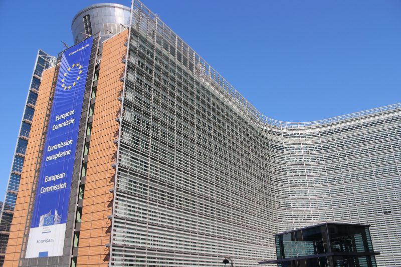 L'industrie du numérique demande plus de temps à la Commission pour contribuer au code de bonnes pratiques sur l'IA