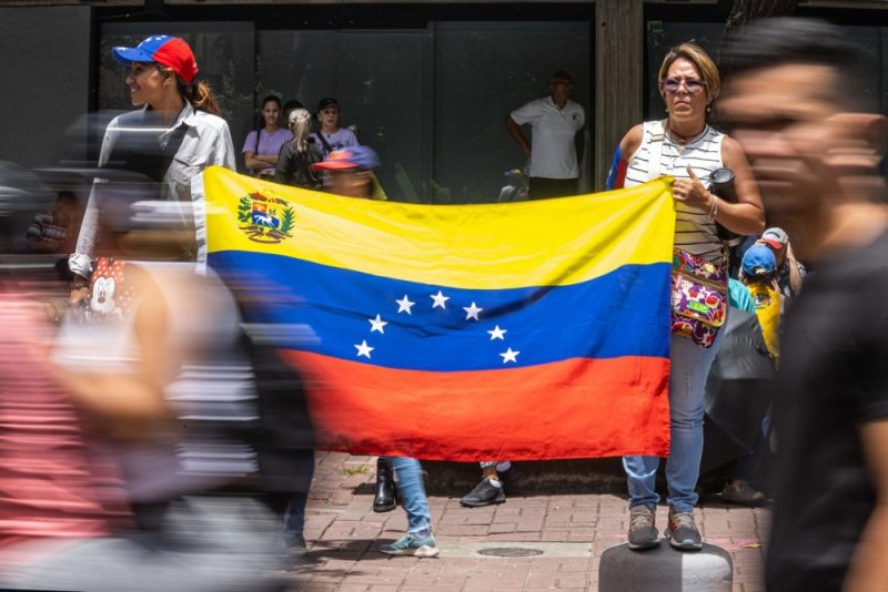 Venezuela : l’UE ne reconnait pas la victoire de Maduro, le pape demande « la vérité »
