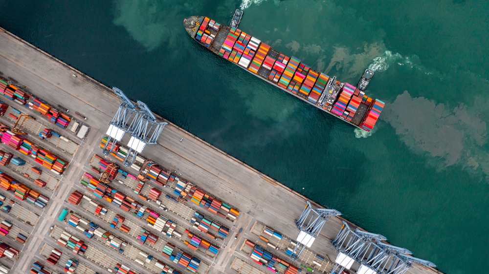 Le commerce de la Russie avec l&rsquo;UE diminue, mais les sanctions sont contournées via des pays tiers
