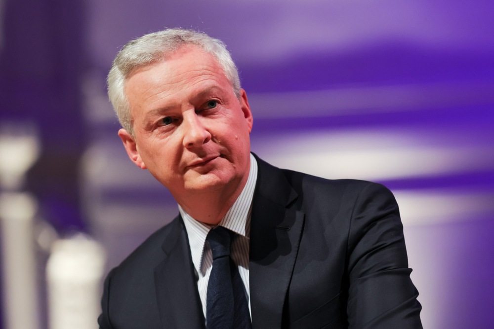 « Mes amis, je pars » : Bruno Le Maire annonce son retrait de la vie politique