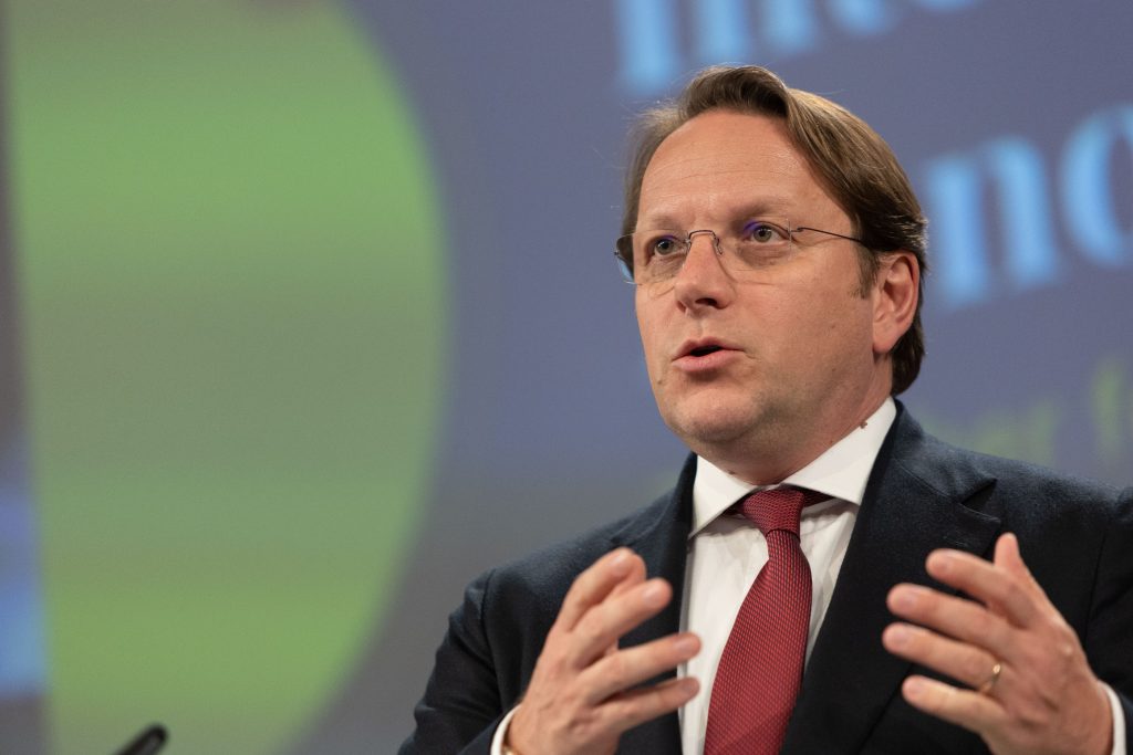 Oliver Varhelyi