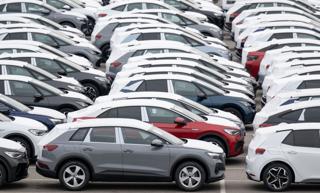 La Commission refuse de reporter les objectifs de réduction des émissions de CO2 pour l&rsquo;industrie automobile