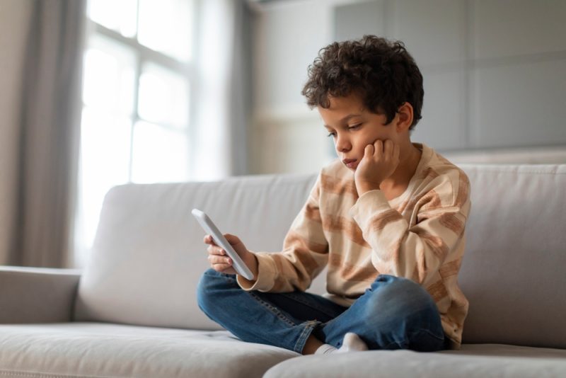 Pédopornographie en ligne : la présidence hongroise du Conseil propose un nouveau texte de compromis
