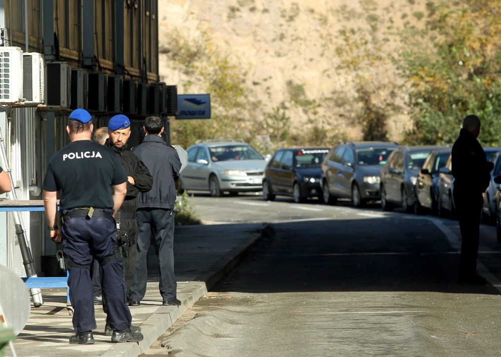 Dispute over vehicle licence plates and personal documents between Kosovo and Serbia