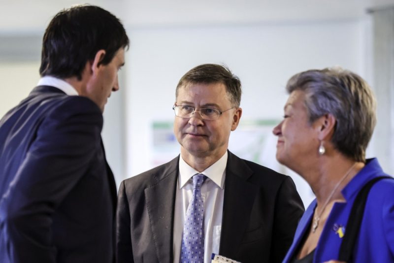 Compétitivité : Valdis Dombrovskis s’engage à mettre l’accent sur la simplification des règles de l’UE