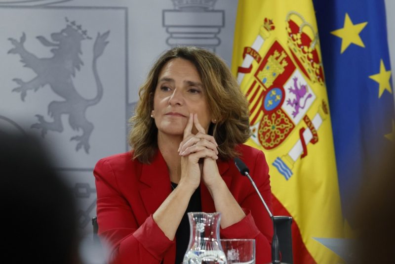 Collège des commissaires : après la tragédie de Valence, le Partido Popular bloque la nomination de Teresa Ribera