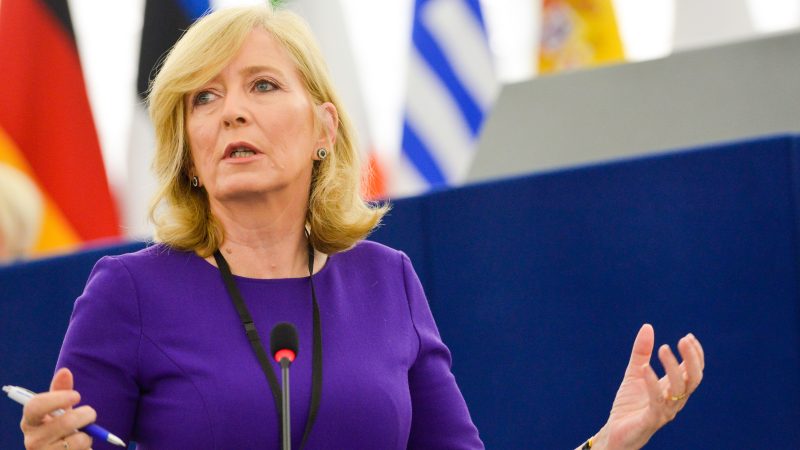 Substances chimiques dangereuses : la médiatrice de l’UE dénonce la lenteur de Bruxelles