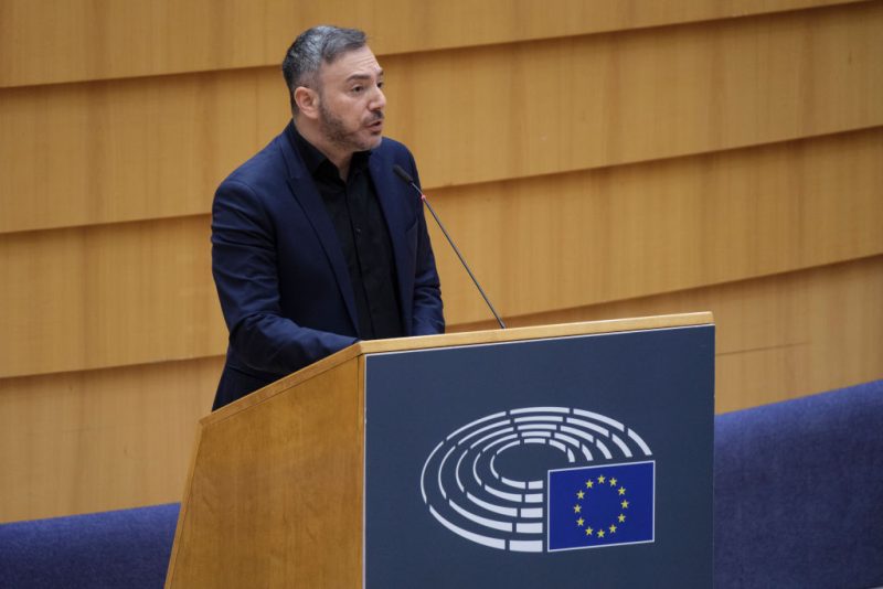 L’approbation des déclarations d’intérêt des futurs commissaires suscite l’indignation des Verts et de La Gauche