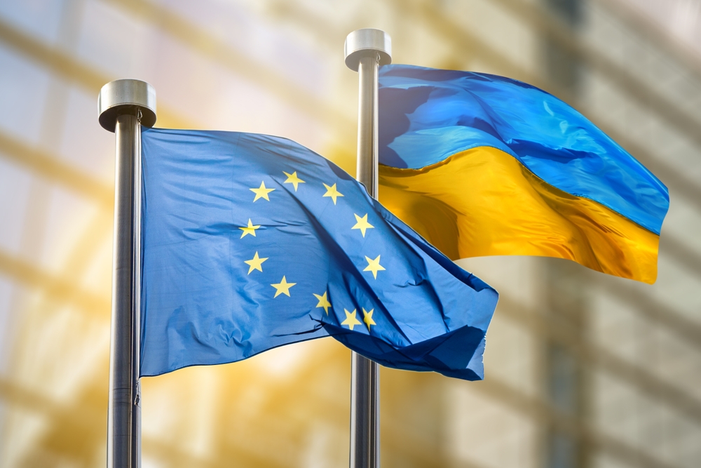 Flags,Of,European,Union,And,Ukraine