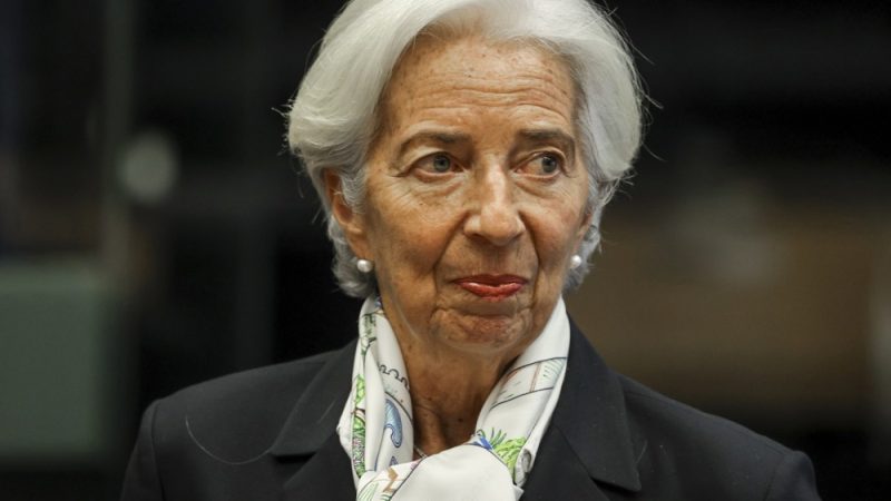 Droits de douane : l’UE doit négocier avec Donald Trump, estime Christine Lagarde