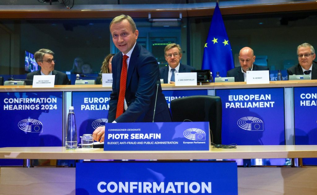 Commission européenne : Piotr Serafin sécurise son poste de commissaire au Budget