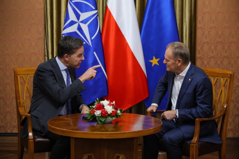 À Varsovie, Mark Rutte félicite les efforts de défense de la Pologne et encourage l’UE à suivre l’exemple