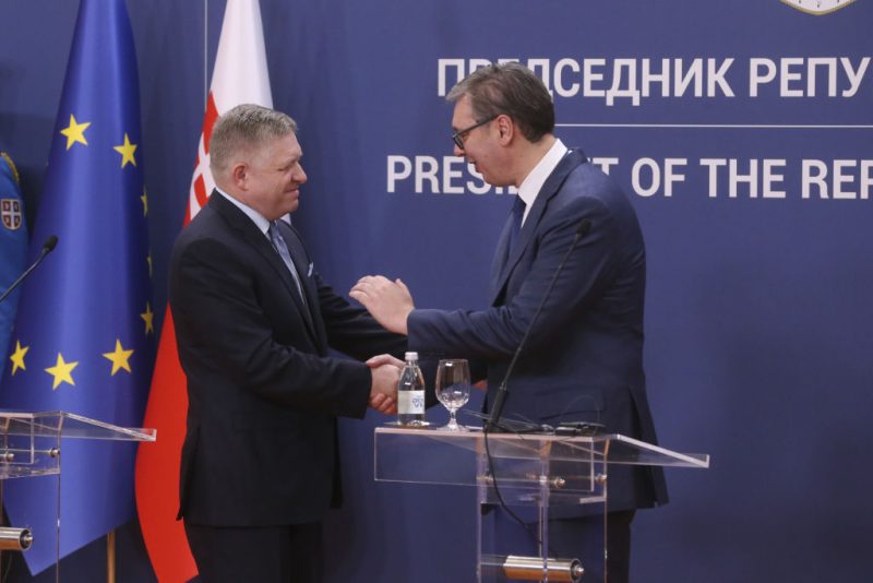 Le Premier ministre slovaque Robert Fico soutient la Serbie au sujet du Kosovo