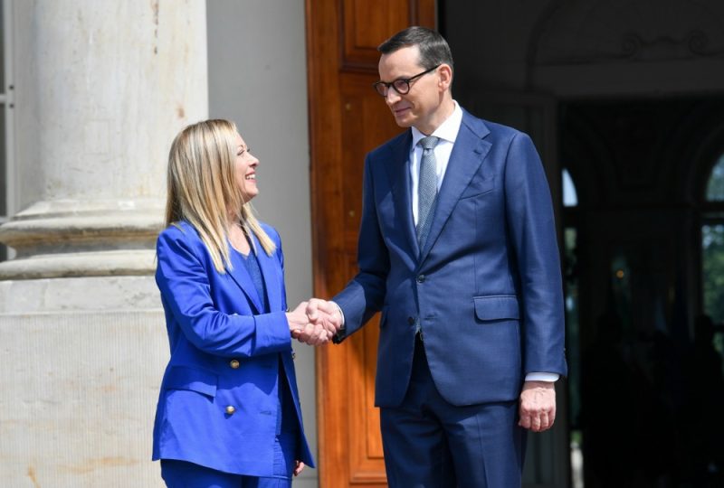 Parlement : Giorgia Meloni démissionne de la présidence des CRE et soutient la candidature de Mateusz Morawiecki