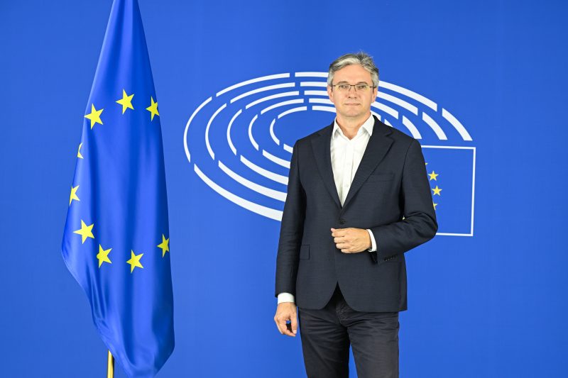 Parlement européen : l’eurodéputé PPE Adam Jarubas pourrait prendre la tête de la nouvelle commission de la Santé