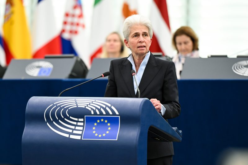 Le Parlement européen approuve la création des nouvelles commissions Santé et Défense