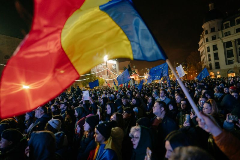 Élection en Roumanie : le candidat d’extrême droite Călin Georgescu et la candidate pro-UE Elena Lasconi bientôt départagés