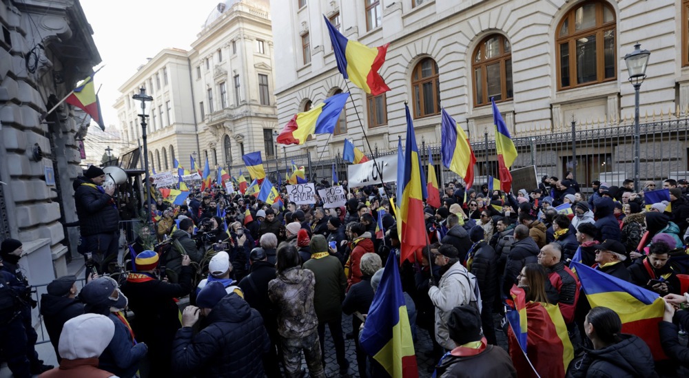 Protest against cancellation of the first round of presidential elections in Romania