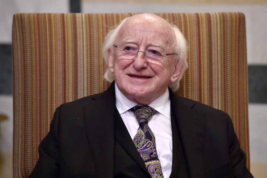 Le président irlandais mentionne Gaza à la Journée de commémoration de l’Holocauste et provoque un tollé 