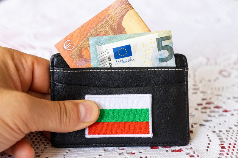 La Bulgarie renonce provisoirement à demander l’autorisation d’entrer dans la zone euro