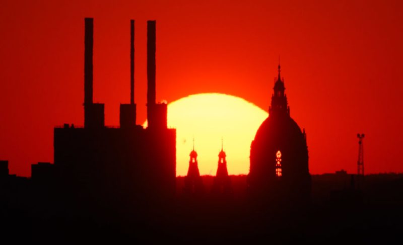 2024 a été l’année la plus chaude jamais enregistrée et a dépassé le seuil de 1,5 °C