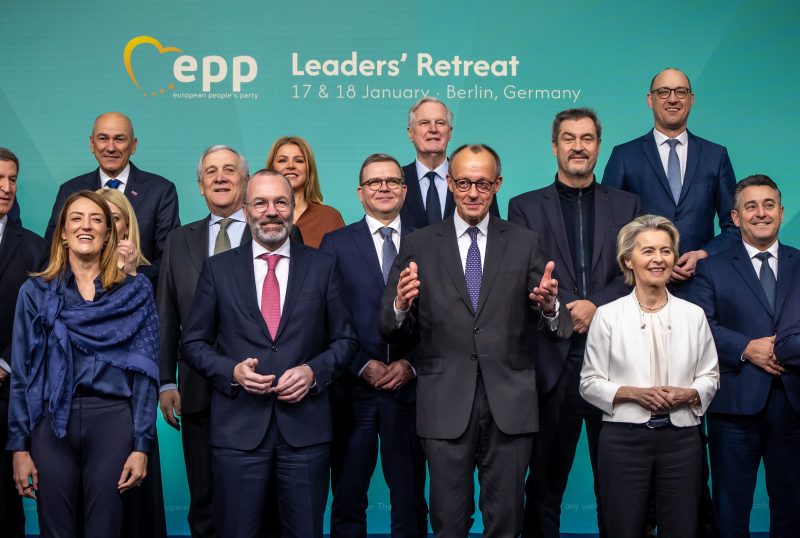 Élection allemande : le PPE se rallie à Friedrich Merz, Ursula von der Leyen est laissée pour compte