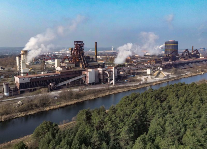 Industrie propre : Paris veut laisser la porte ouverte aux combustibles fossiles