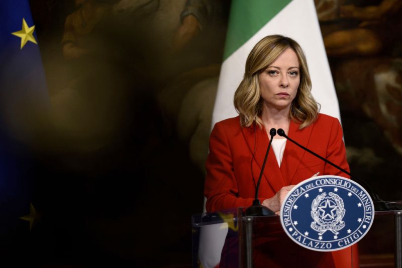 La Cour pénale internationale ouvre une enquête à l’encontre du gouvernement italien