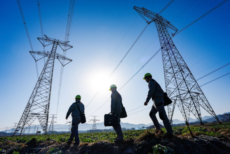 Les États baltes coupent leurs liens énergétiques avec la Russie