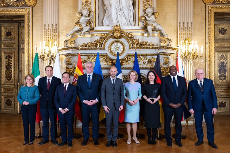 L’UE met en garde : pas de pourparlers de paix sans l’Europe et l’Ukraine