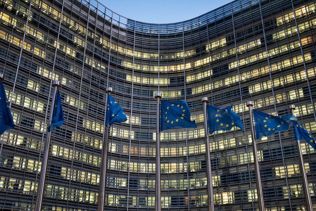 Près d&rsquo;une centaine d&rsquo;entreprises technologiques exhortent l&rsquo;UE à renforcer ses infrastructures et services numériques