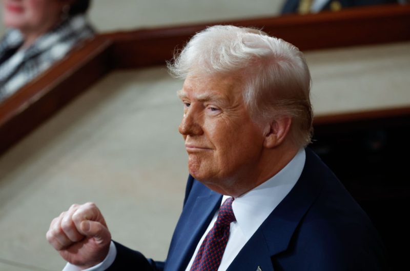 Les marchés rassurés par les propos conciliants de Donald Trump sur la Fed et la Chine