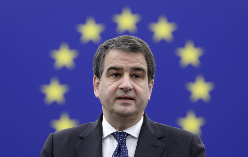 Le virage à 392 milliards d'euros de l'UE pour la défense au détriment des régions