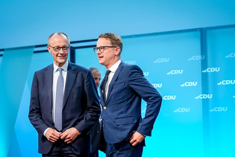 Allemagne : le futur chancelier dévoile les noms des ministres de son parti