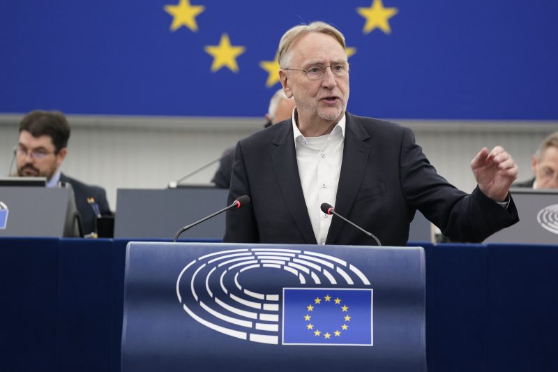 Pour conclure un accord avec Washington, Bruxelles pourrait imposer des droits de douane à Pékin, selon un eurodéputé