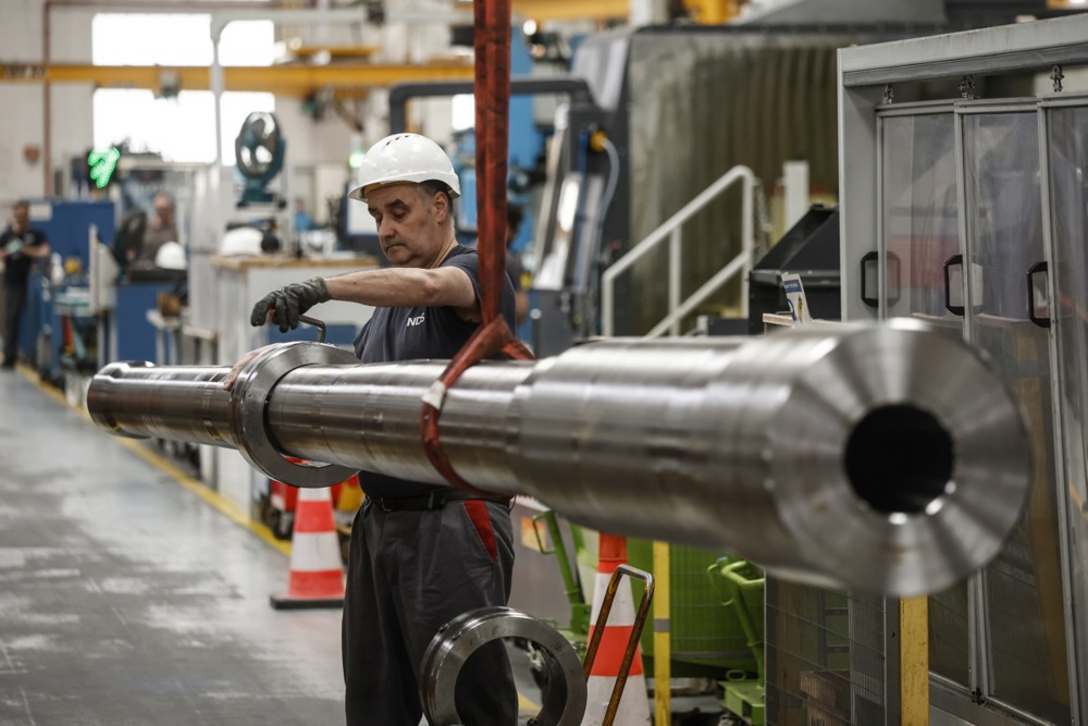 French Prime Minister Bayrou visits KNDS factory