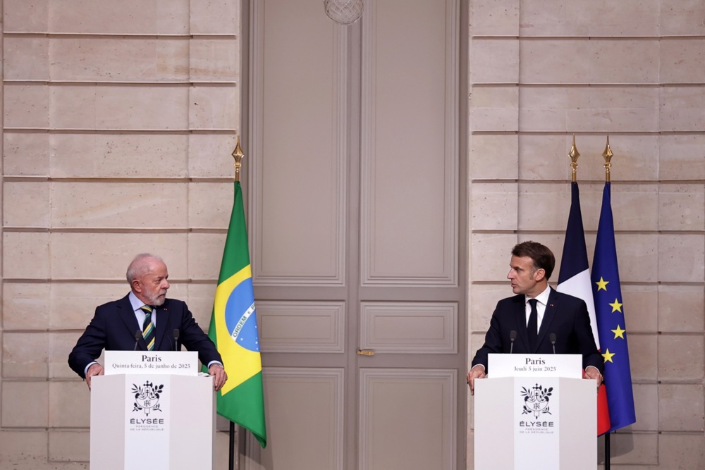 Brazilian President Lula visits France