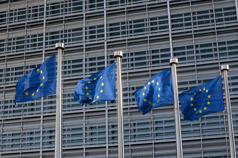 Cosmétiques : Bruxelles envisage d’assouplir les règles sur les substances chimiques dangereuses
