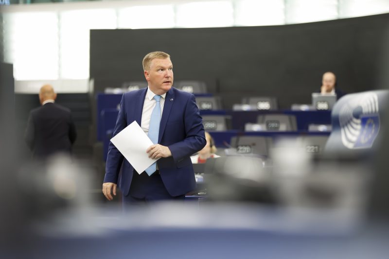 La Commission envisage d’étendre le conditionnement des fonds européens au respect de l’État de droit