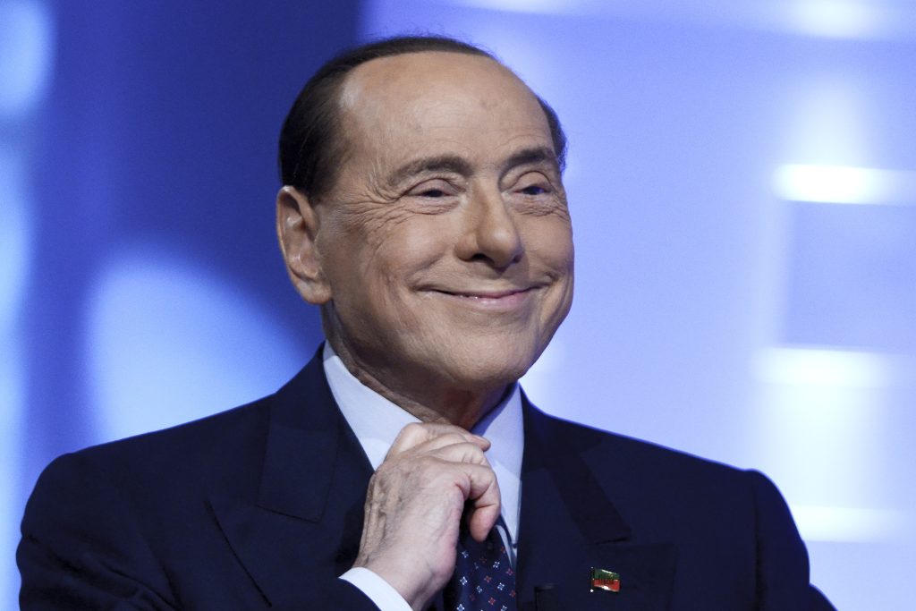 Le fantôme de Silvio Berlusconi plane sur les médias allemands