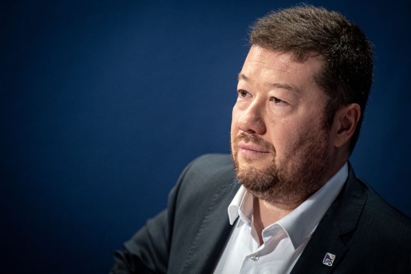République tchèque : le débat sur une sortie de l’UE relancé à l’approche des législatives
