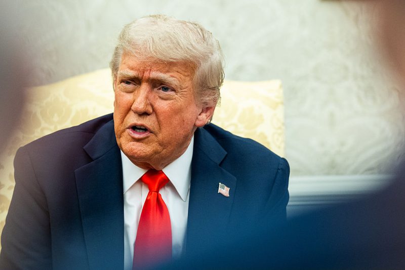 Ukraine : si Moscou ne met pas fin à la guerre d’ici 50 jours, Trump s’en prendra aux acheteurs de pétrole russe