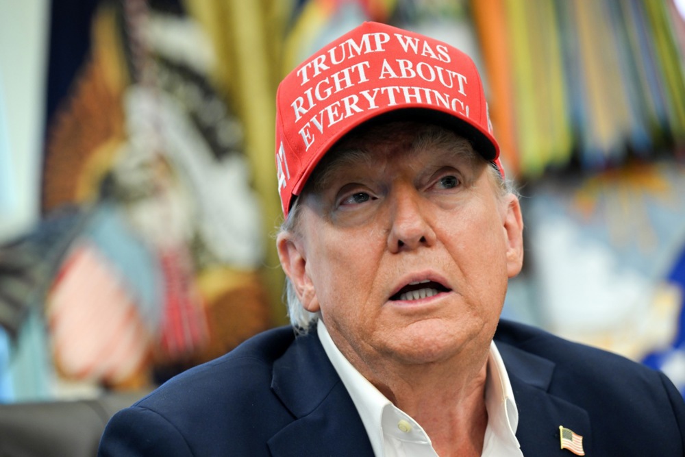 Donald Trump prétend que les dirigeants de l’UE l’appellent le « président de l’Europe »